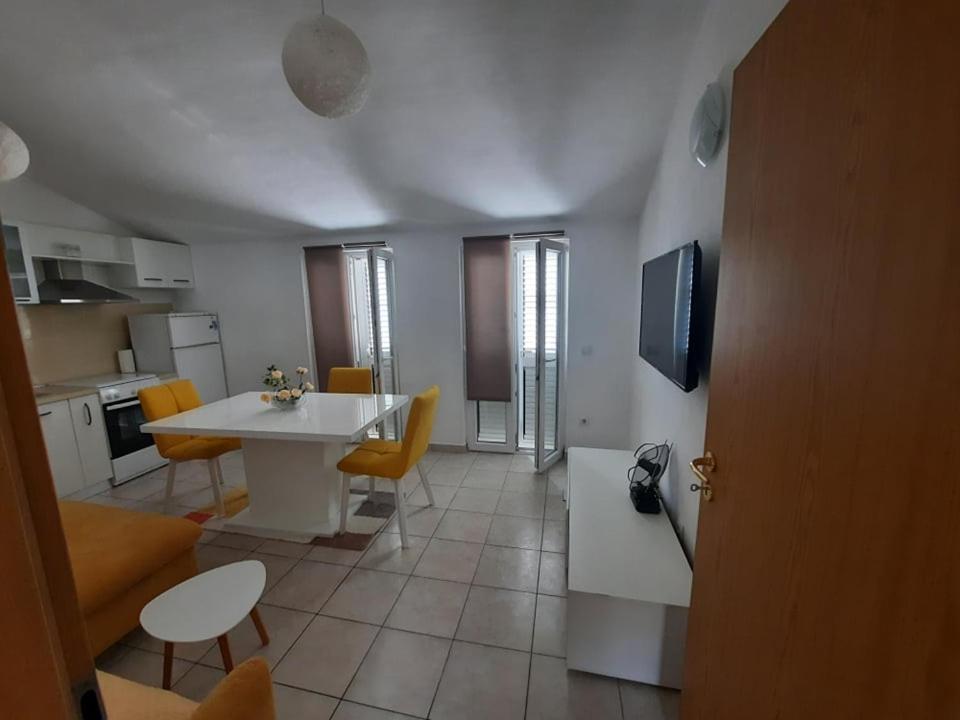 Apartamento Ojdana Zivkovic Rogoznica  Exterior foto